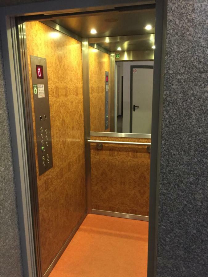 Apartament Plac Zbawiciela Warszawa Exteriör bild